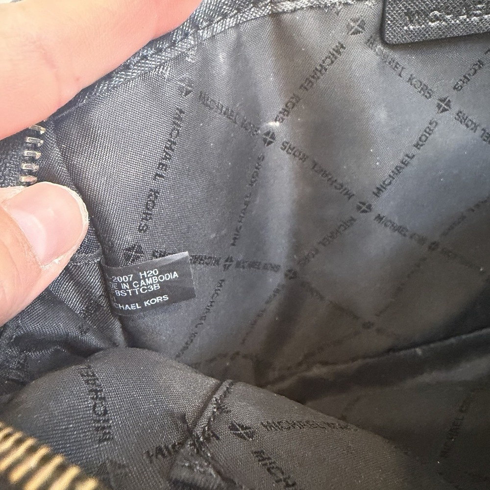 Michael Kors Jet Set Large Crossbody Bag In Black Signature - Picture 9 of 12